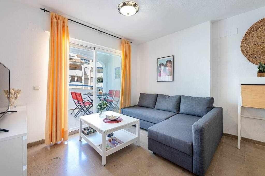 797 Holiday Rentals- Hermoso Apartamento Para 4 En Бенальмадена Екстер'єр фото