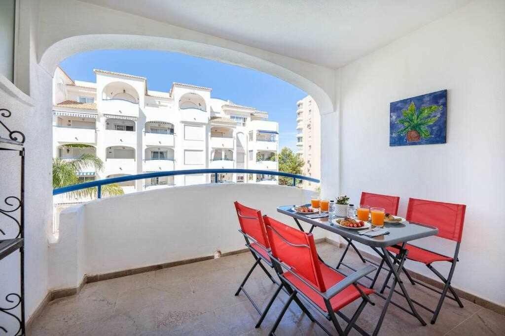 797 Holiday Rentals- Hermoso Apartamento Para 4 En Бенальмадена Екстер'єр фото