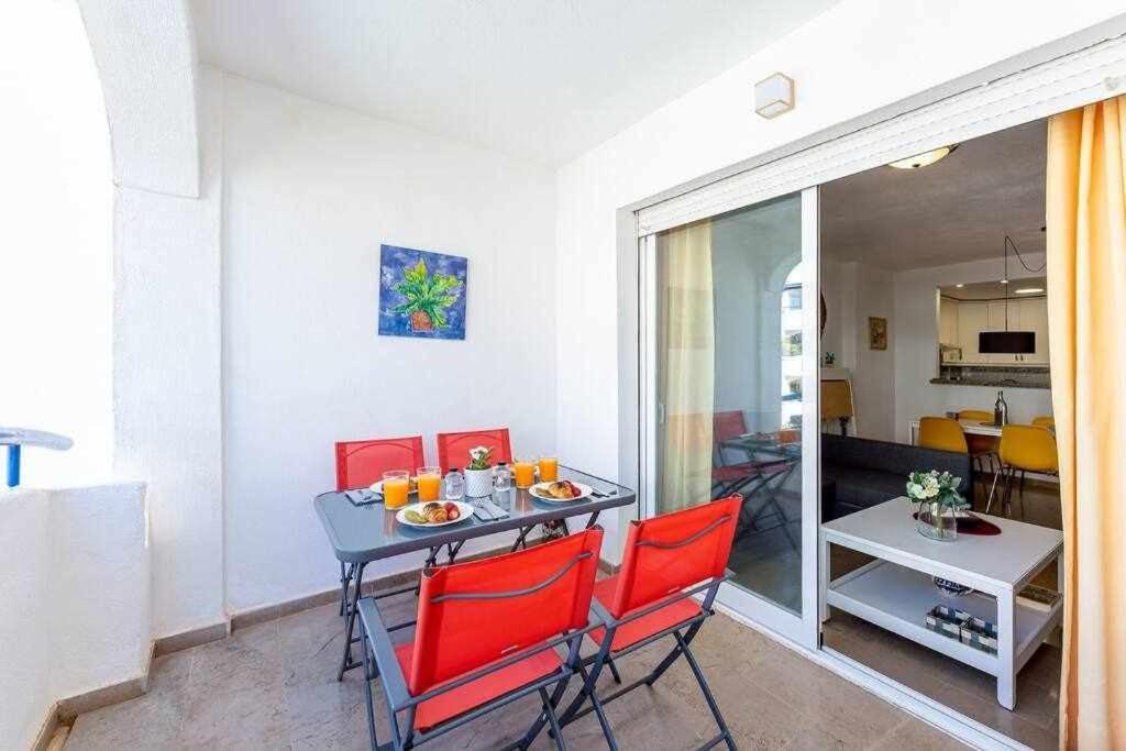 797 Holiday Rentals- Hermoso Apartamento Para 4 En Бенальмадена Екстер'єр фото